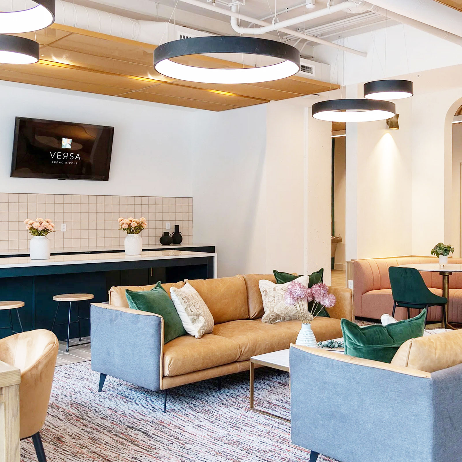 Versa Apartments